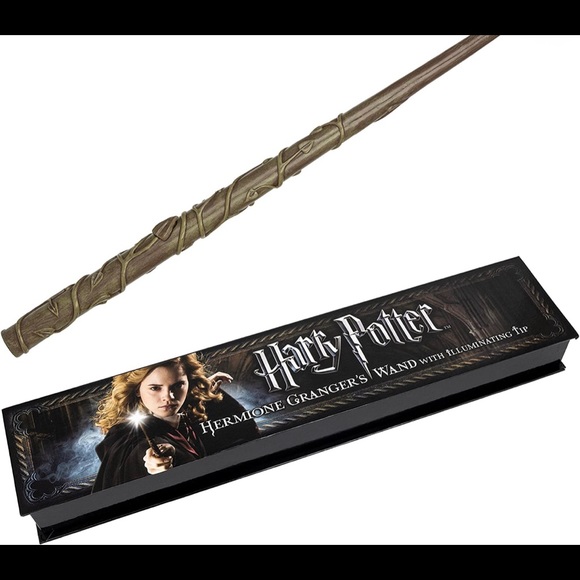 NIB Harry Potter collectors Wands - Picture 12 of 13